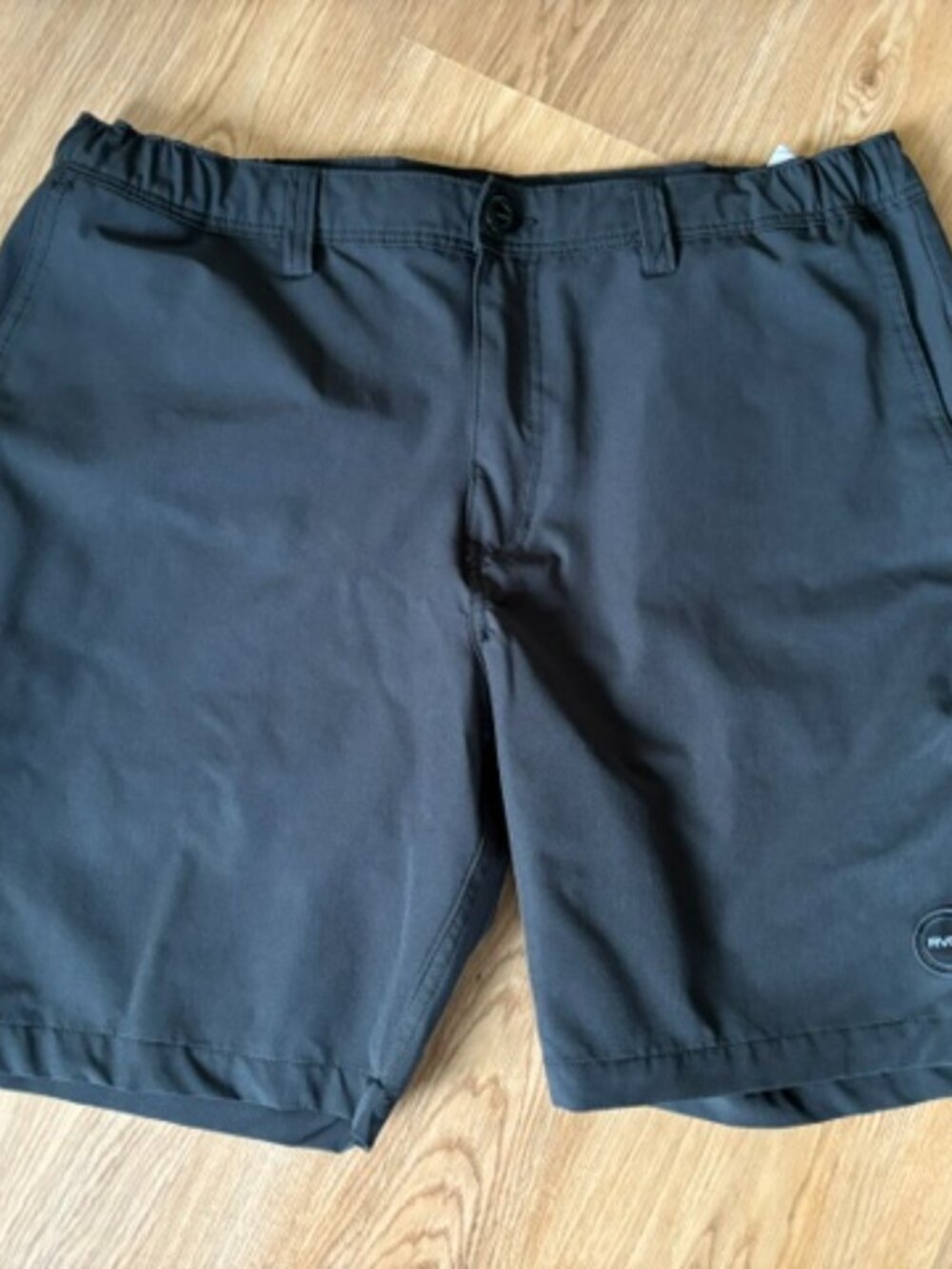 RVCA Mens Black Shorts 9" Inseam Unlined EUC 36 Waist